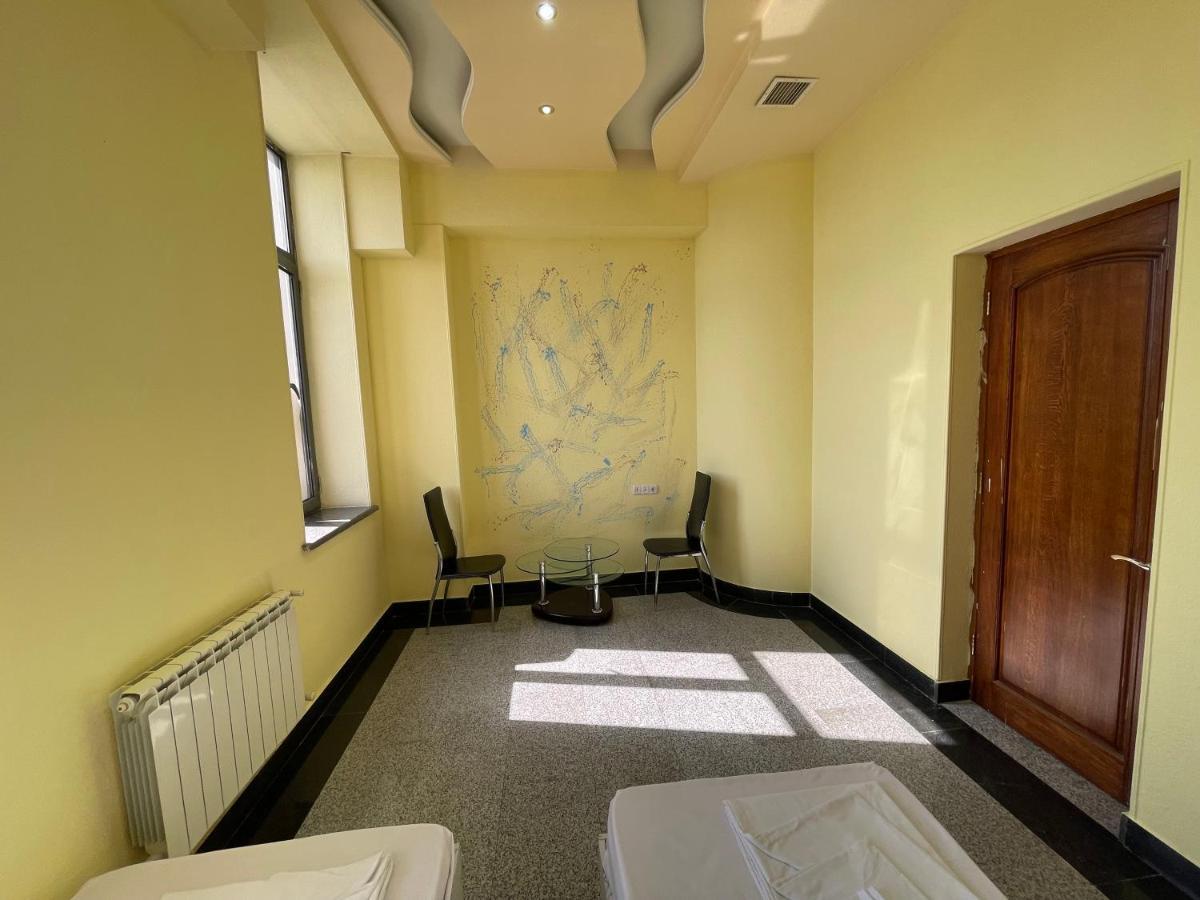 Joy Hotel Apartament Jereván Kültér fotó