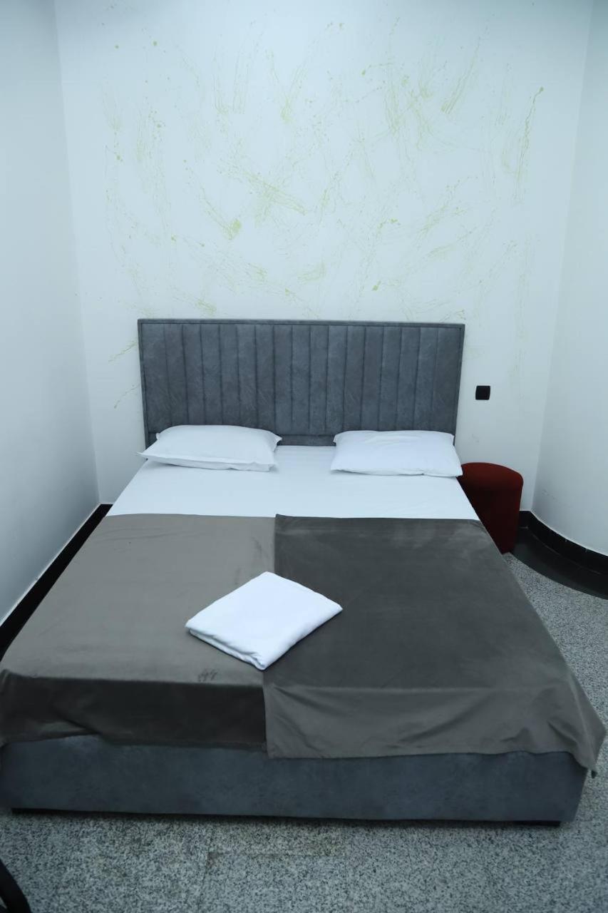 Joy Hotel Apartament Jereván Kültér fotó